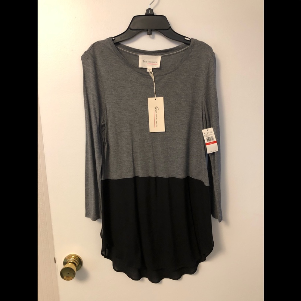 Two By Vince Camuto xs tunic top NWT